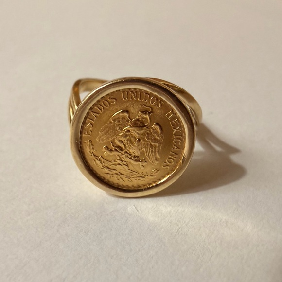 Vintage Jewelry Jewelry - 14K Yellow Gold Dos Pesos Coin Ring Vintage Design